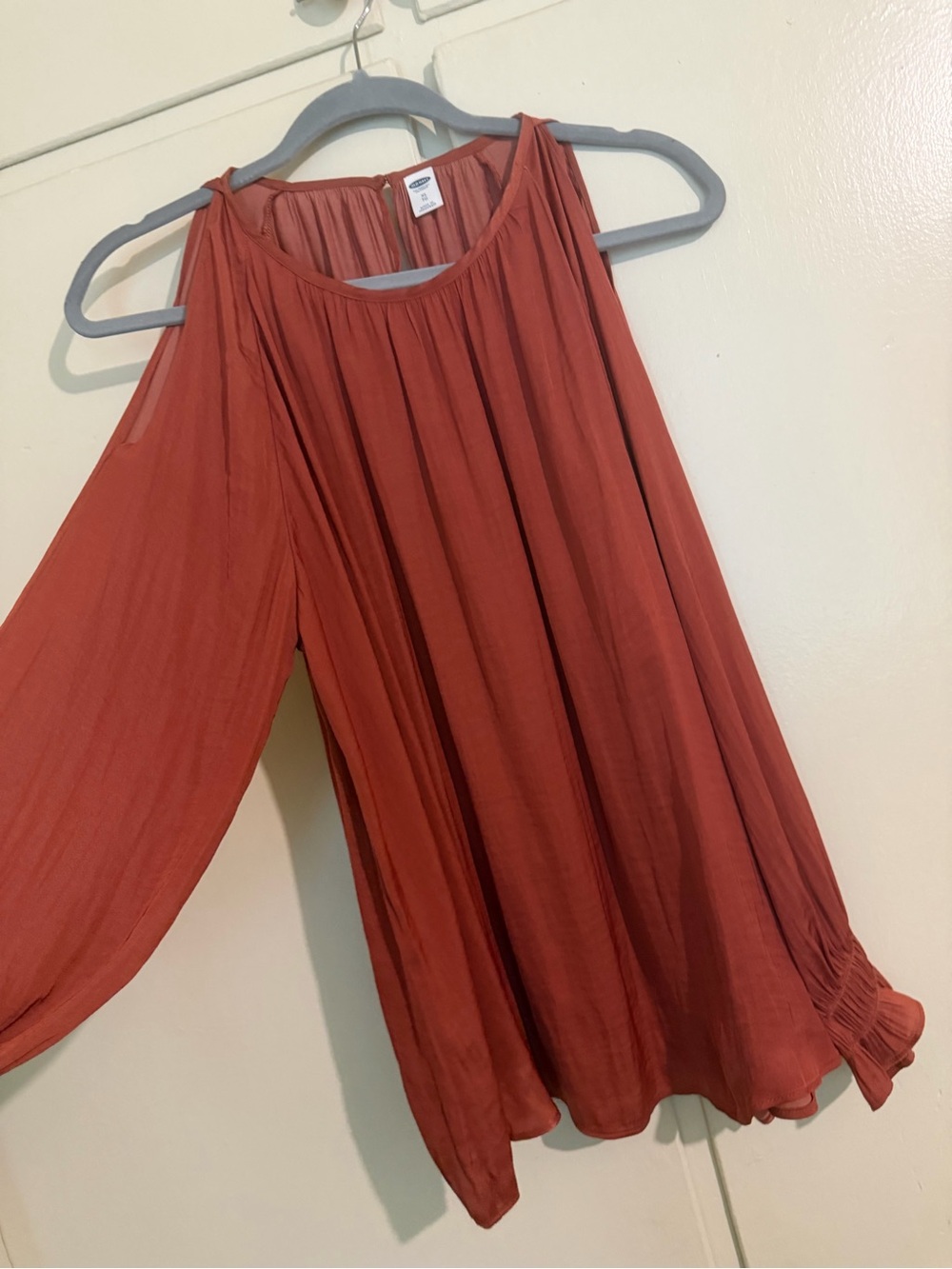 NEW Old Navy Rust-Colored Cold-Shoulder Tunic. Soft and flowy